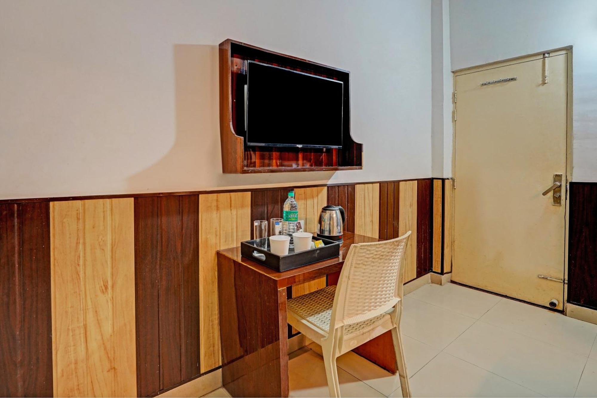 Hotel O Greno House Near Pvr Ansal Plaza Greater Noida Exterior foto
